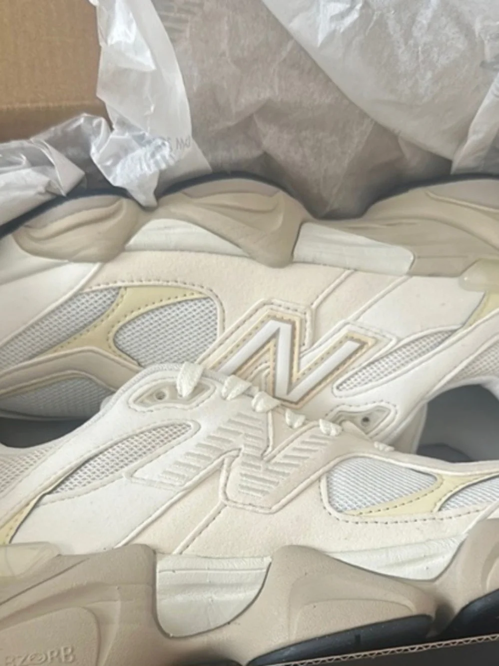 New Balance Women's White and Beige Athletic Trainer